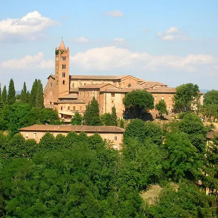 Vacanze Senesi Bed & Breakfast Siena